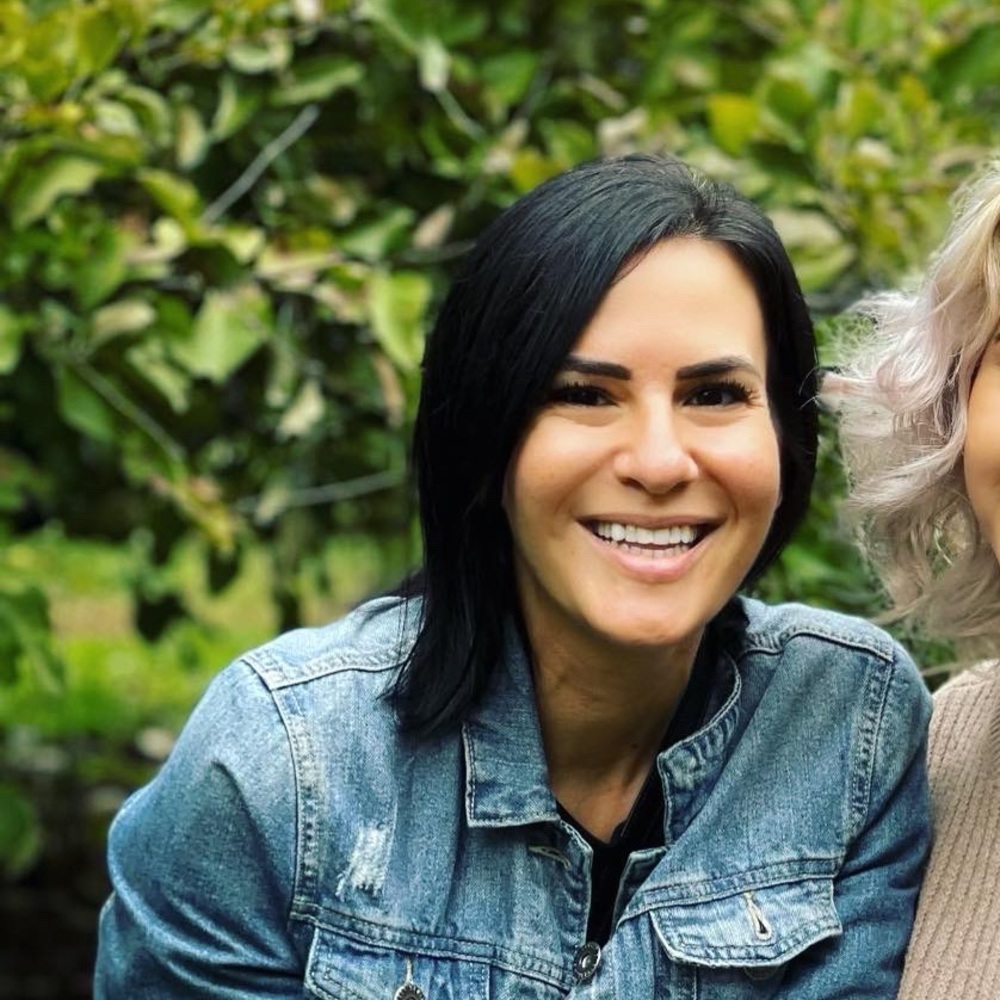 Meet your Posher, Angie